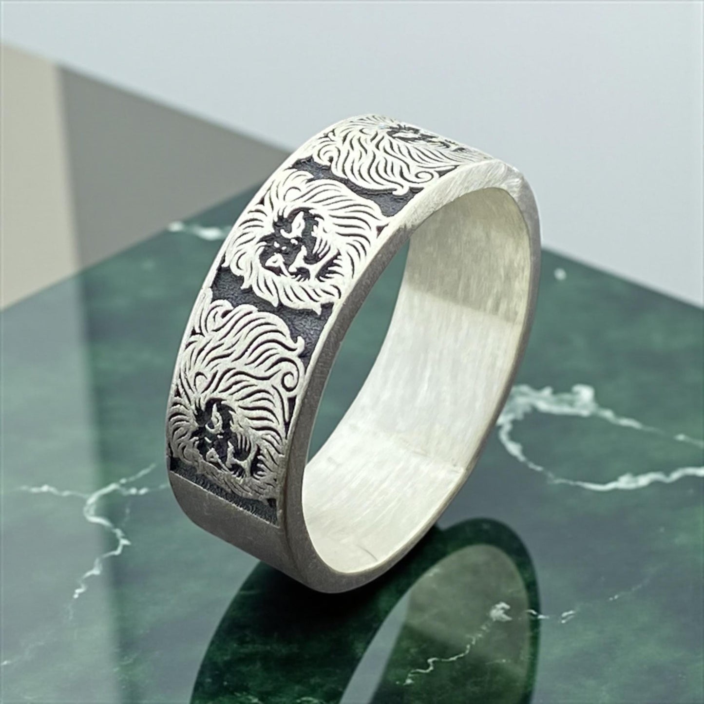 Lion Head Silver Ring – Bold Engraved 925 Sterling Band with Regal Design for Men and Women – Handmade by Cousinjewellry