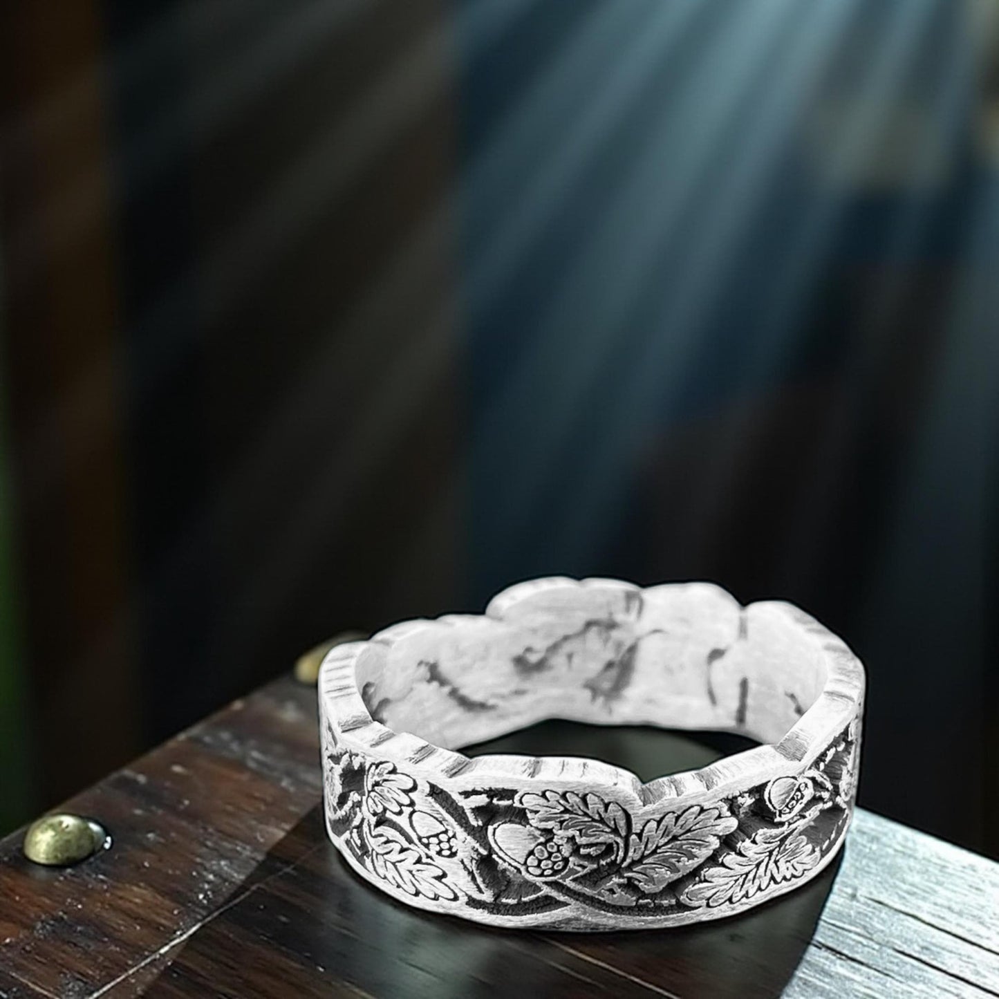Oak Leaf & Acorn 925 Sterling Silver Ring | Hand-Carved Wavy Rustic Nature Wedding Band for Him or Her, Forest Jewelry by Cousinjewellry