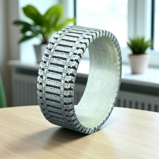 Sterling Silver Textured Men’s Ring – Vertical Carved Bold Band – Rustic Handmade 925 Silver Ring – Wide Pattern Ring Gift for Him
